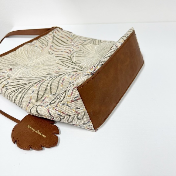 Tommy Bahama Embroidered Crossbody Bag Palm Hibiscus - Picture 3 of 7